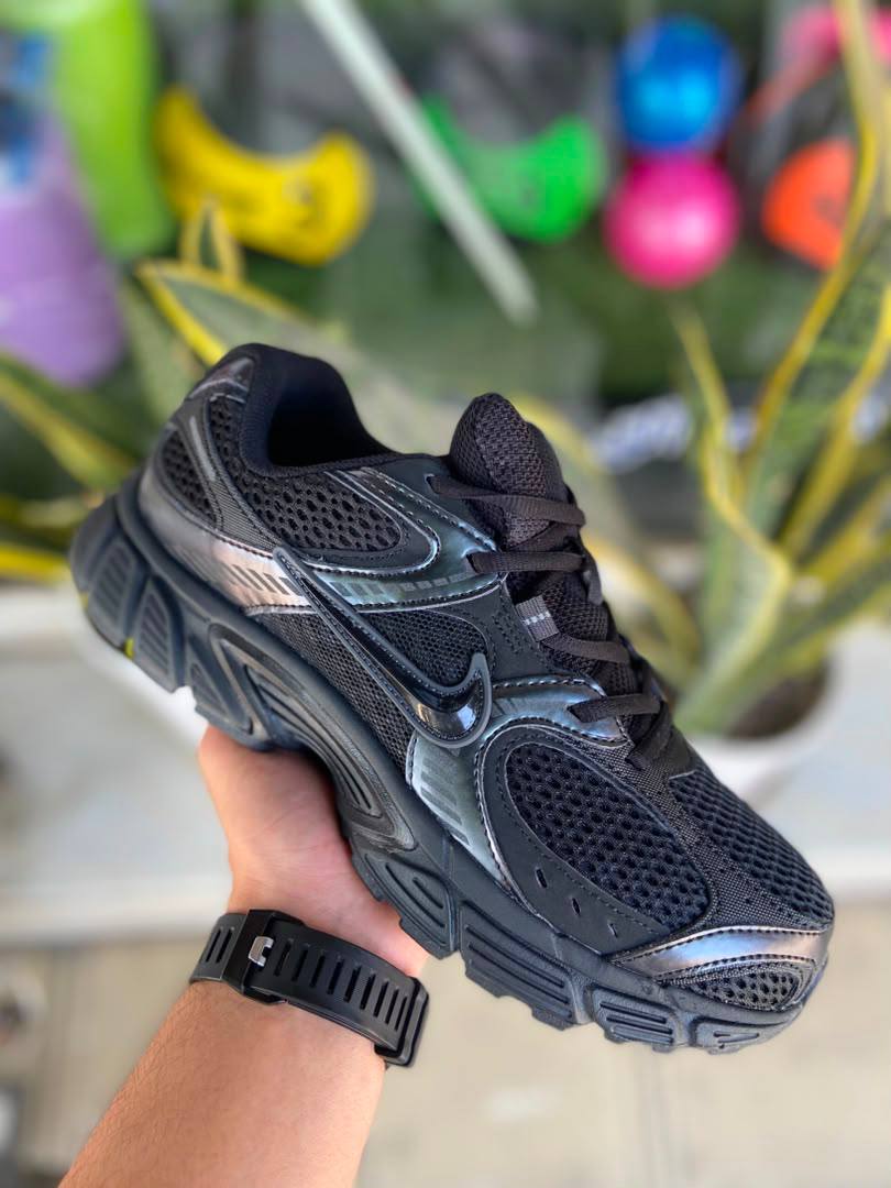 کتونی نایک وی تو کی